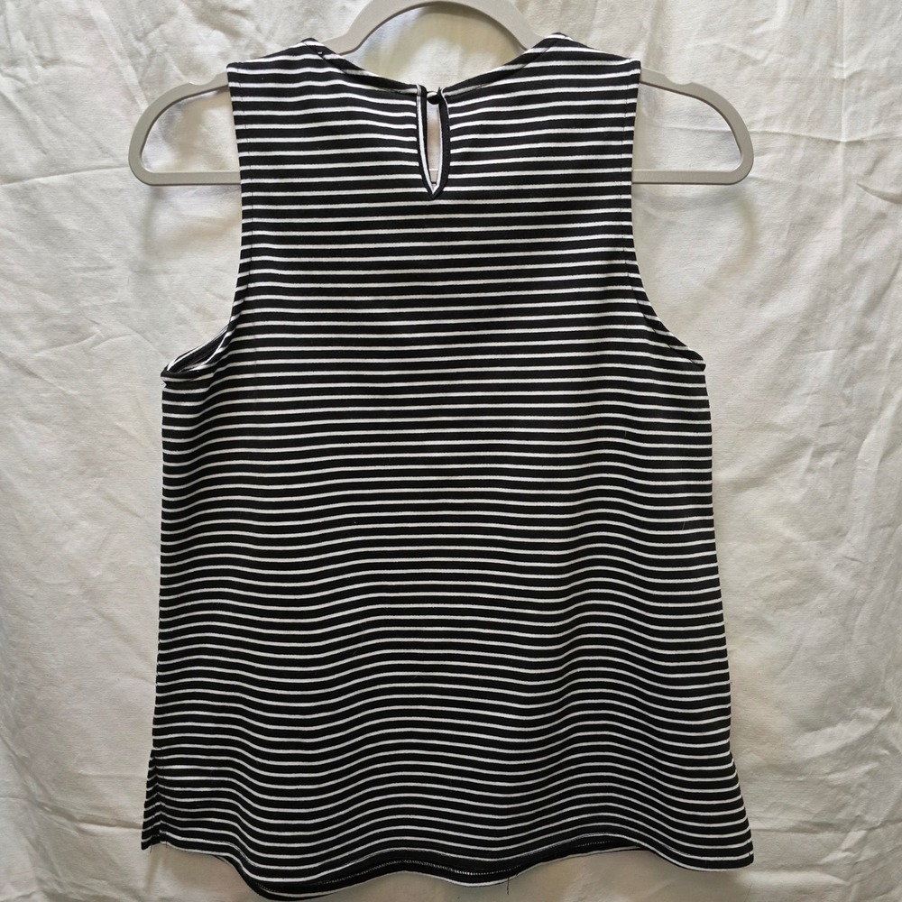Savanna Jane White Black Striped Sleeveless Top Floral Embroidery Small Tank - Picture 8 of 9